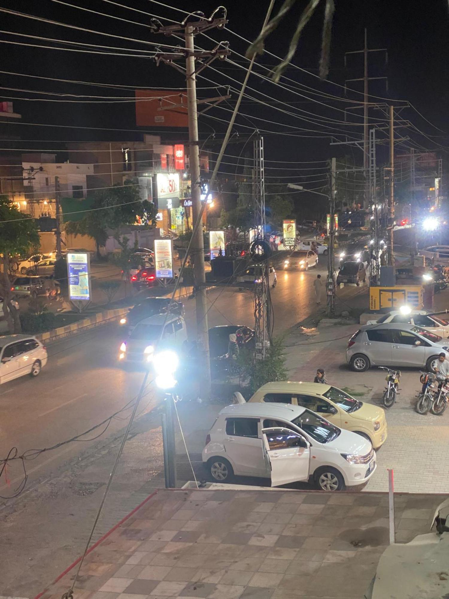 Baoo Jee Hotel Islamabad Rawalpindi Eksteriør billede